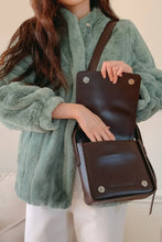 將圖片載入圖庫檢視器 MARHEN.J Uni Bag 摩卡棕蘋果皮革兩用包
