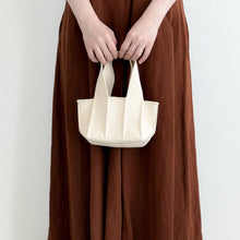 將圖片載入圖庫檢視器 [BAGJI] Weave Tote Bag
