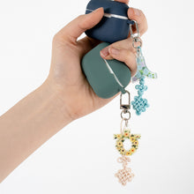 將圖片載入圖庫檢視器 [LANFORAL] Language For All Hangeul x Traditional knot key chain
