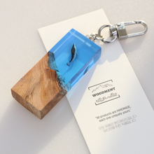 將圖片載入圖庫檢視器 [WOODMENT] A Piece of Whale Keychain
