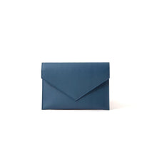 將圖片載入圖庫檢視器 FIBRENO Cosmetic 深摩寧頓藍信封手拿包
