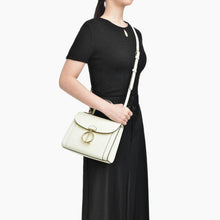 將圖片載入圖庫檢視器 LOUIS QUATORZE 瑞克朵絲 Mini Monte 女士象牙白兩用包(金世正著用)
